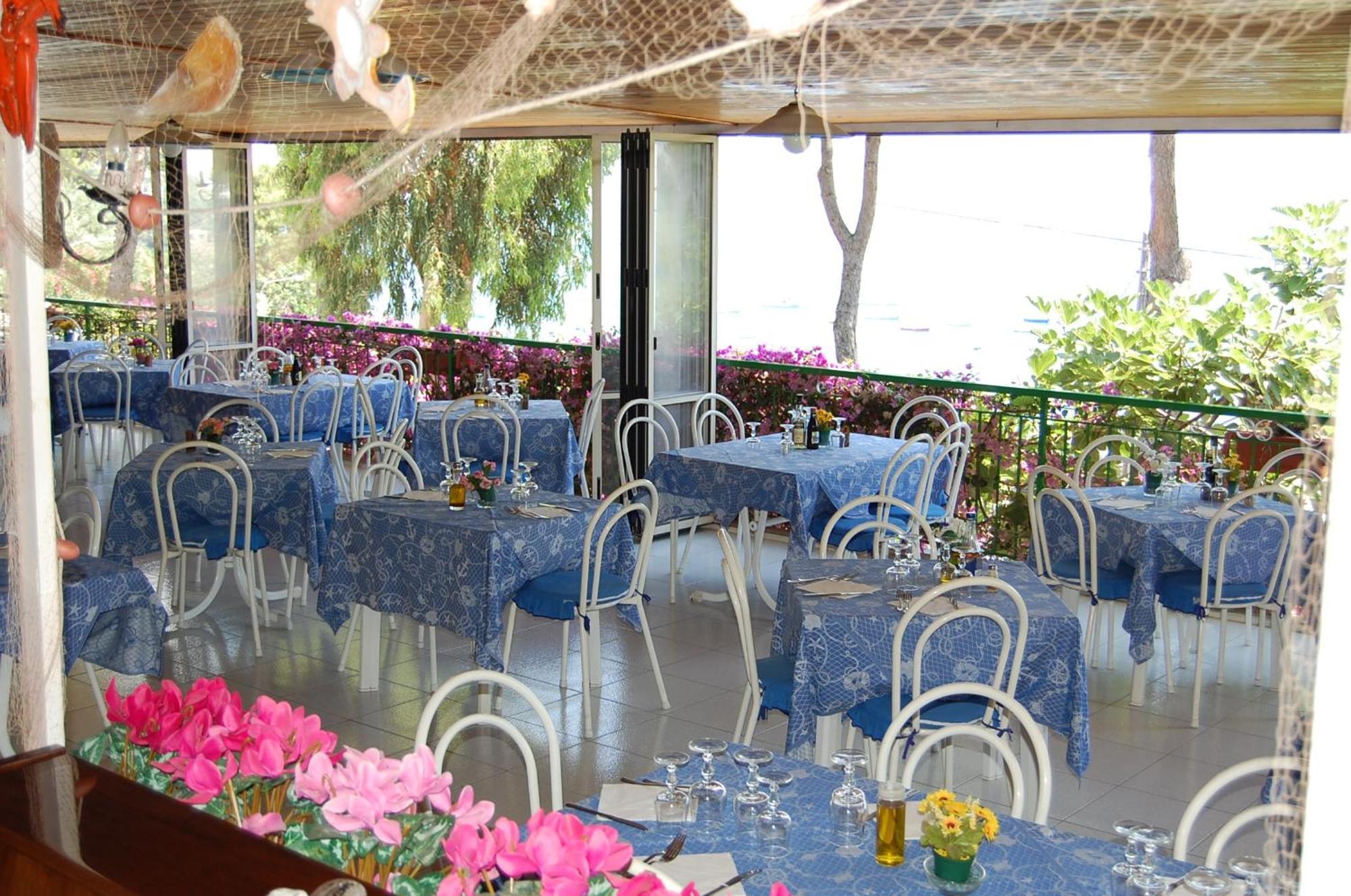 Camping Villaggio Nettuno Нерано Экстерьер фото
